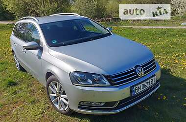 Універсал Volkswagen Passat 2012 в Путивлі