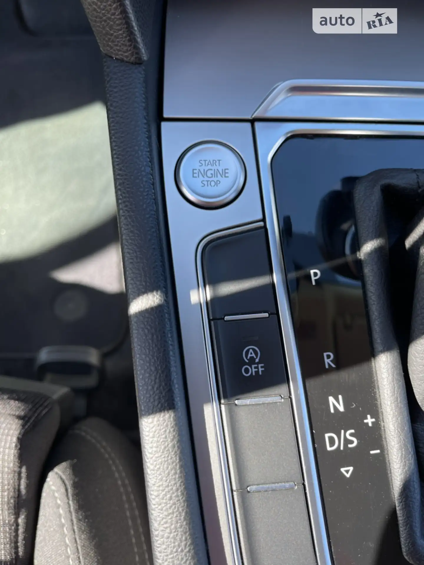 2015 Volkswagen Passat - мініатюра 32