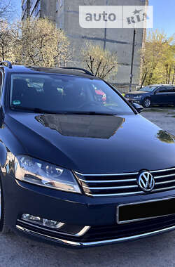 Универсал Volkswagen Passat 2012 в Бердичеве
