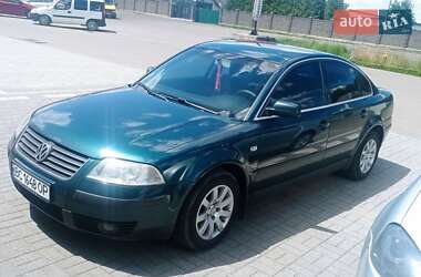 Седан Volkswagen Passat 2001 в 