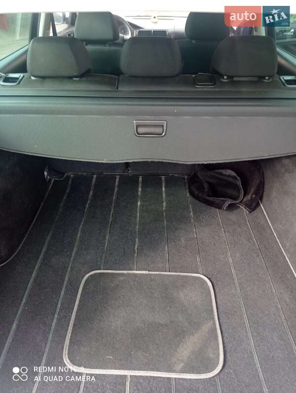 Універсал Volkswagen Passat 2003 в Гусятині