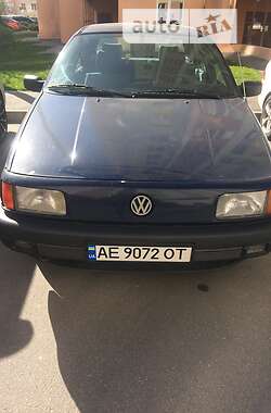 Седан Volkswagen Passat 1991 в Києві