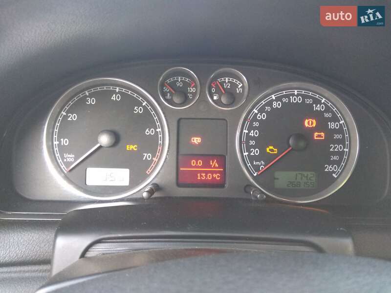 Універсал Volkswagen Passat 2003 в Києві