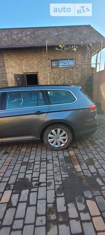 Універсал Volkswagen Passat 2016 в Миколаєві