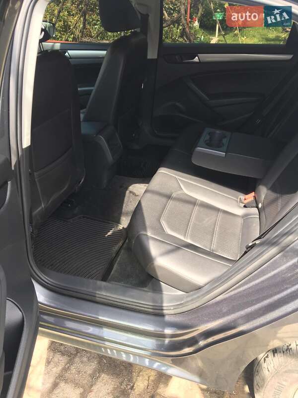 Седан Volkswagen Passat 2015 в Великой Багачке фото 4 Седан Volkswagen Passat 2015 в Великой Багачке