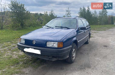 Универсал Volkswagen Passat 1989 в Корце