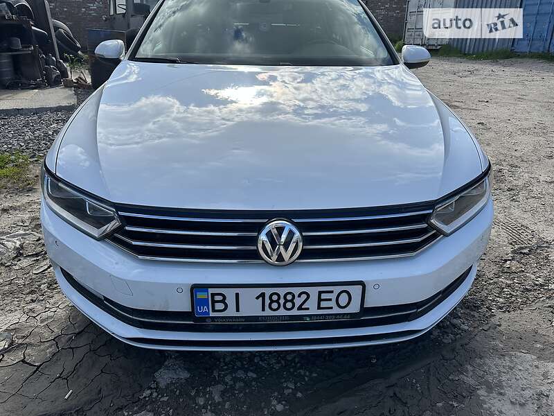 Универсал Volkswagen Passat 2016 в Полтаве