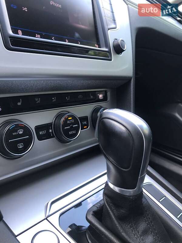 Универсал Volkswagen Passat 2017 в Ровно