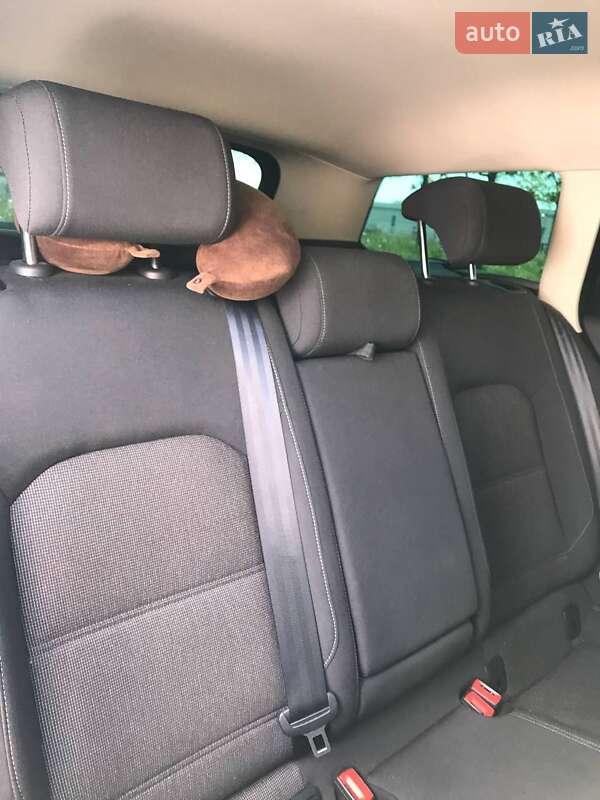 Универсал Volkswagen Passat 2017 в Ровно