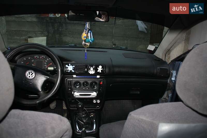 Универсал Volkswagen Passat 1998 в Виноградове