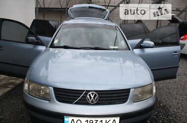 Универсал Volkswagen Passat 1998 в Виноградове