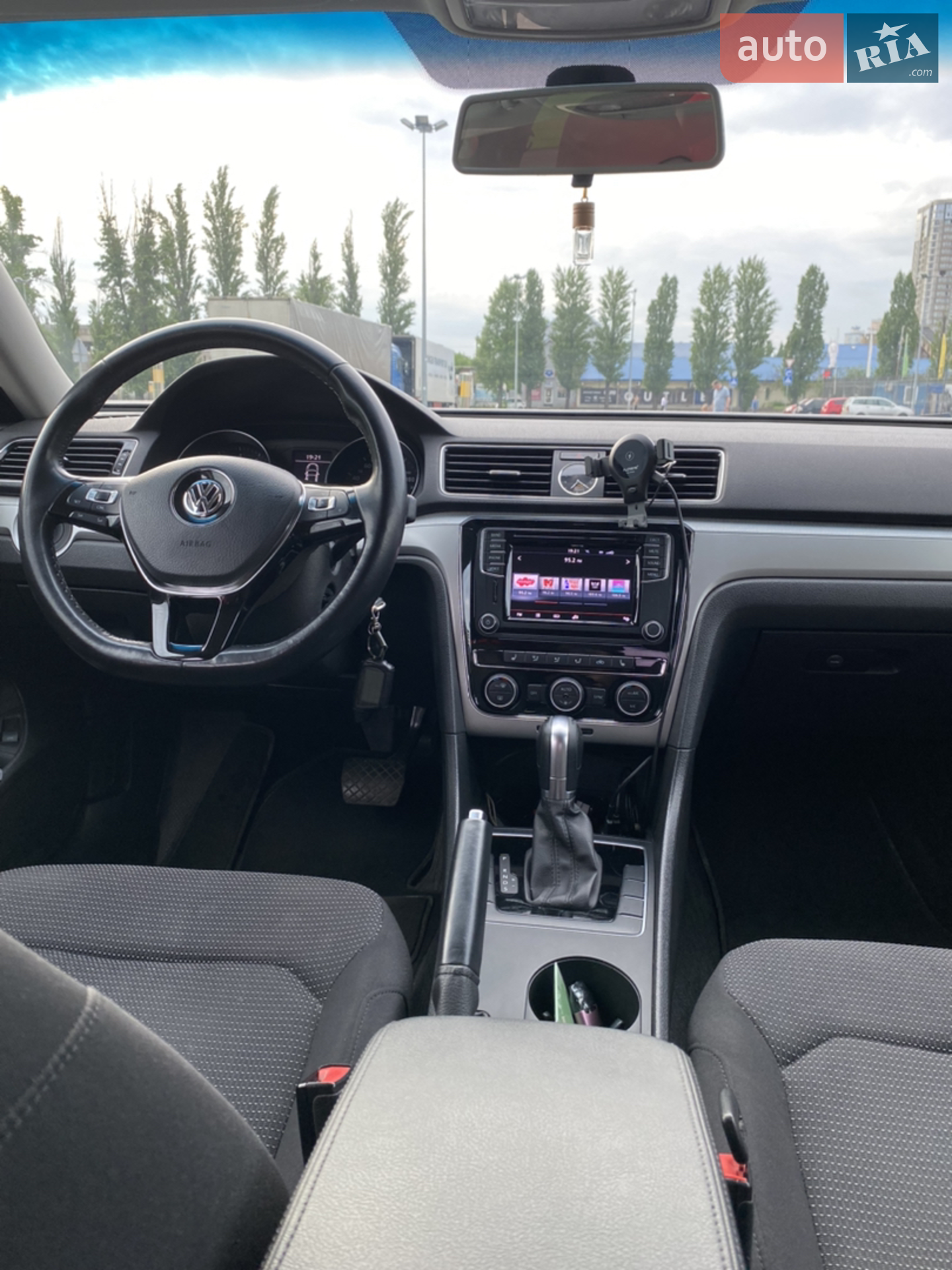 2016 Volkswagen Passat - мініатюра 9