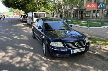 Седан Volkswagen Passat 2003 в Днепре
