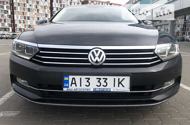 Универсал Volkswagen Passat 2017 в Киеве