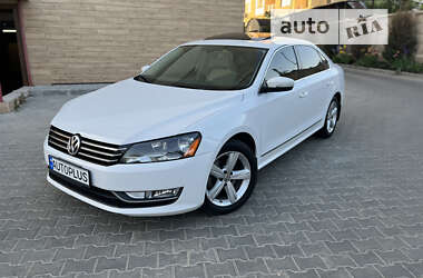Седан Volkswagen Passat 2013 в Одессе