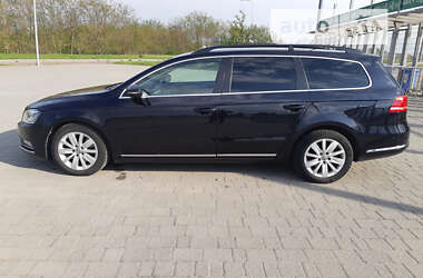 Универсал Volkswagen Passat 2013 в Львове