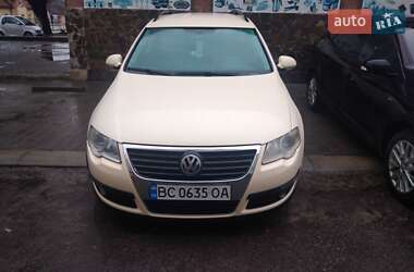 Универсал Volkswagen Passat 2008 в Пустомытах