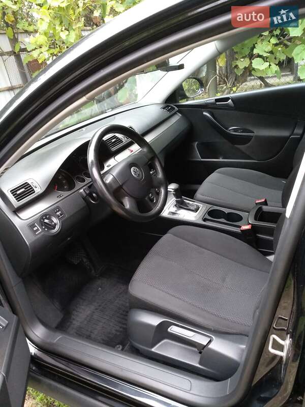 Седан Volkswagen Passat 2008 в Киеве