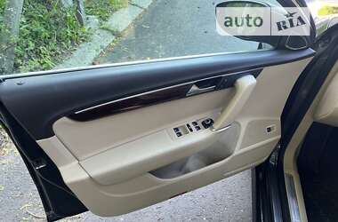 Универсал Volkswagen Passat 2011 в 