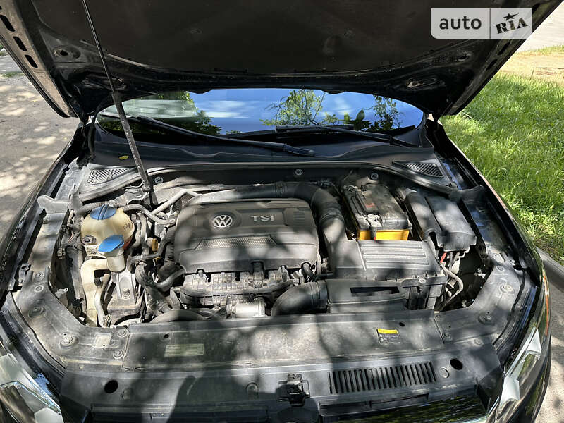Седан Volkswagen Passat 2014 в Звенигородці