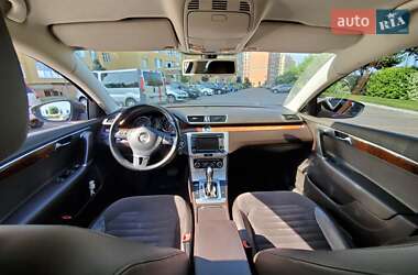 Универсал Volkswagen Passat 2011 в Киеве