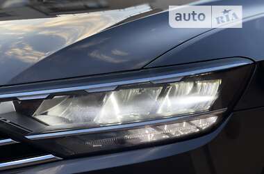 Седан Volkswagen Passat 2020 в 