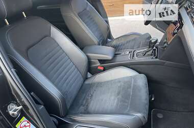Седан Volkswagen Passat 2020 в 