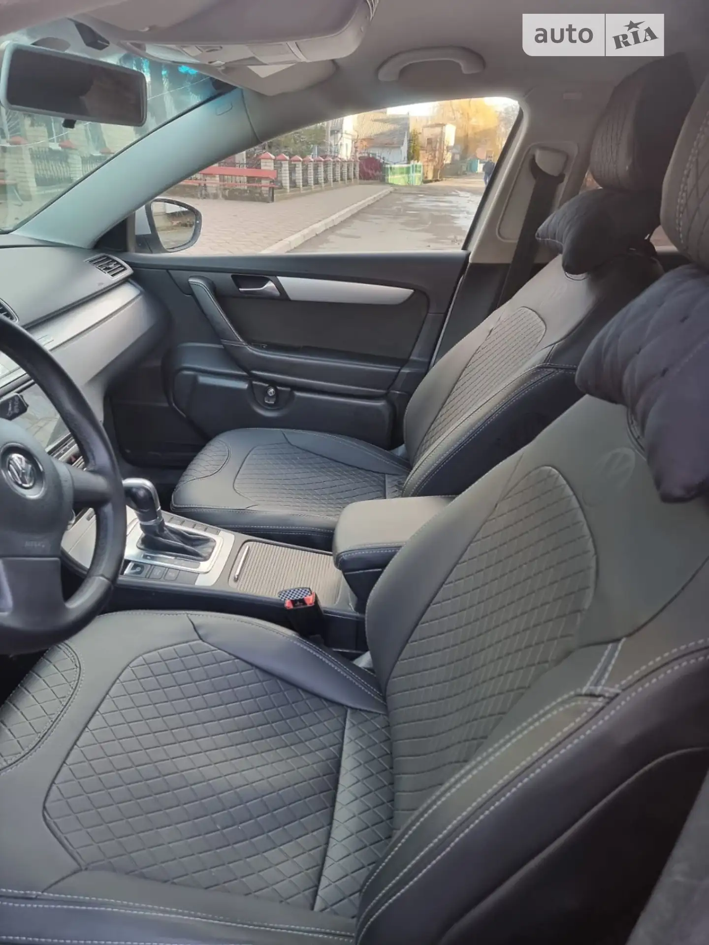 2012 Volkswagen Passat - мініатюра 8