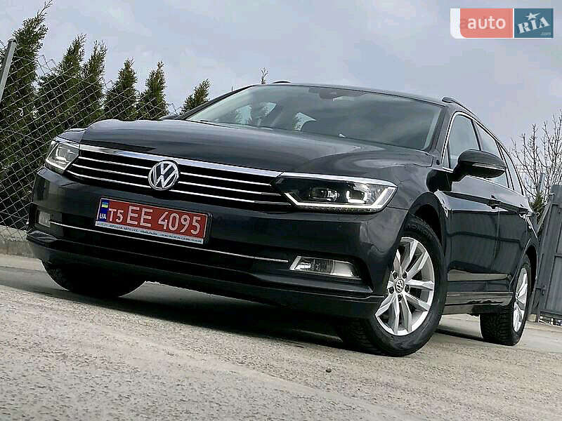 Универсал Volkswagen Passat 2017 в Бориславе