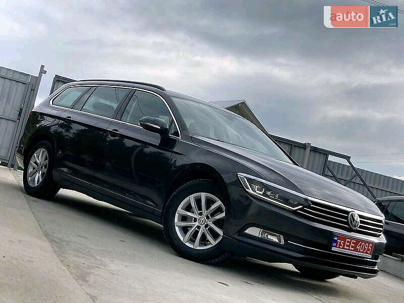 Универсал Volkswagen Passat 2017 в Бориславе