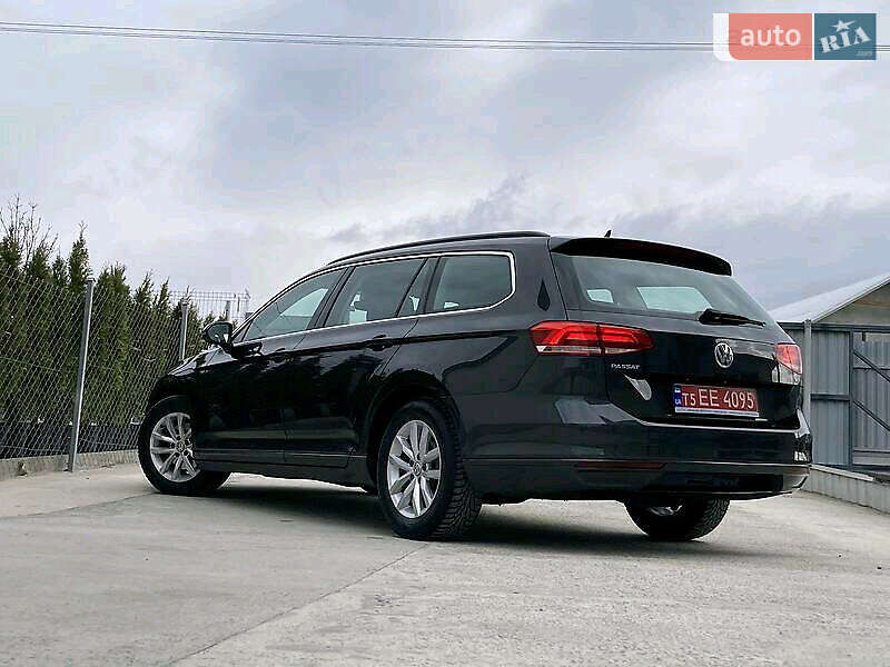 Универсал Volkswagen Passat 2017 в Бориславе