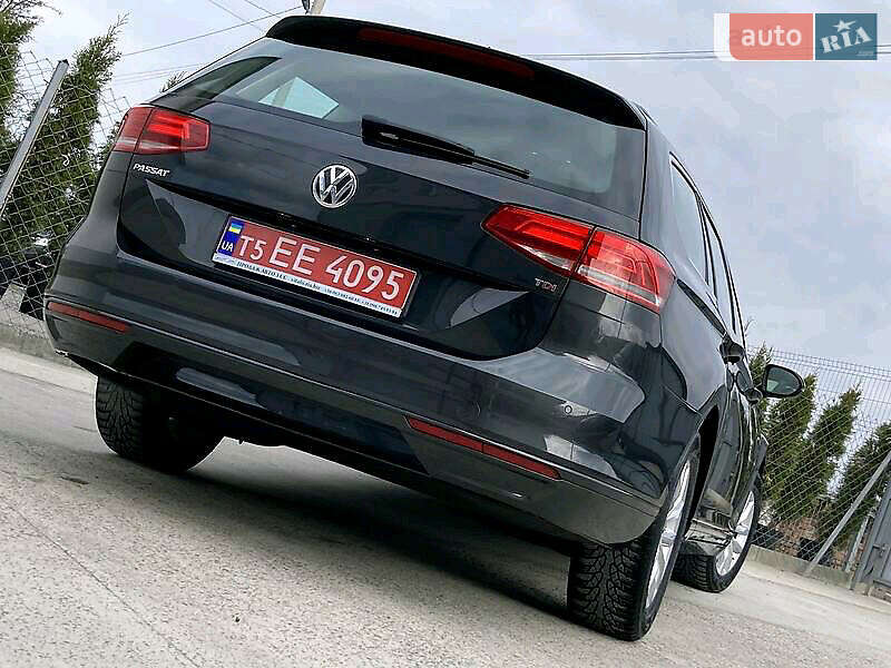 Универсал Volkswagen Passat 2017 в Бориславе
