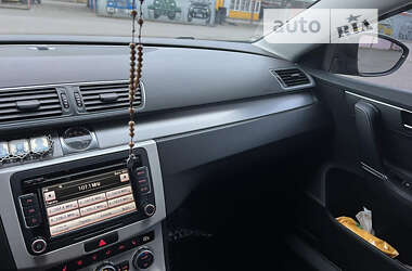 Седан Volkswagen Passat 2012 в Черкассах