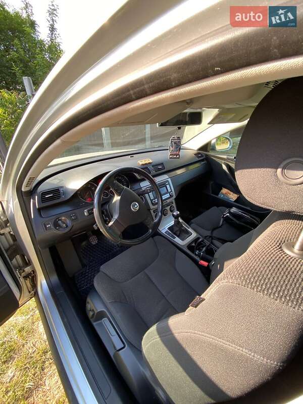 Универсал Volkswagen Passat 2007 в Буске