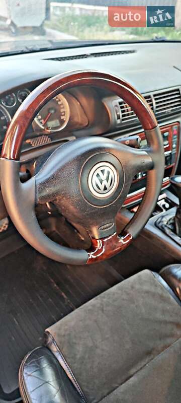 Седан Volkswagen Passat 2005 в Киеве