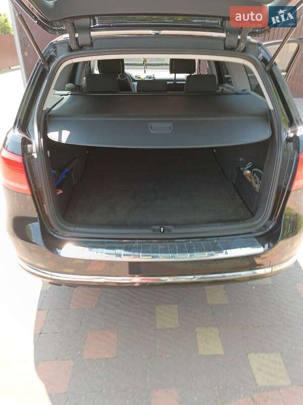 Универсал Volkswagen Passat 2012 в Львове