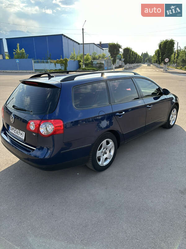 Универсал Volkswagen Passat 2010 в Овруче