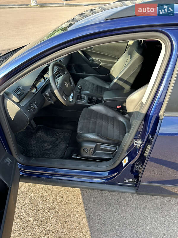 Универсал Volkswagen Passat 2010 в Овруче