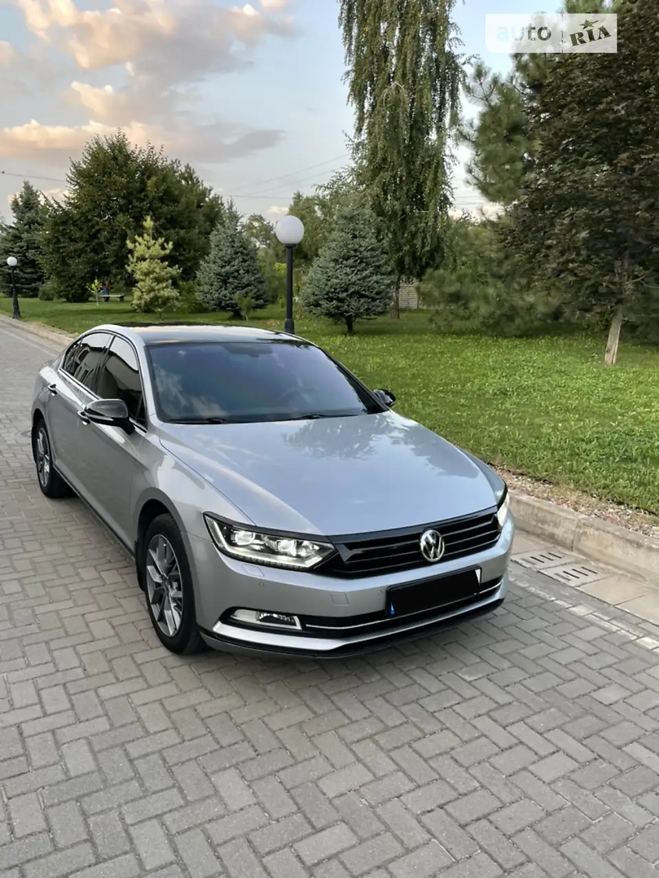 2019 Volkswagen Passat - мініатюра 17