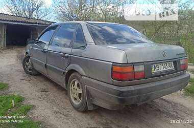 Седан Volkswagen Passat 1992 в Виннице