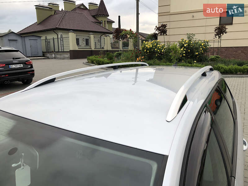 Универсал Volkswagen Passat 2014 в Золочеве