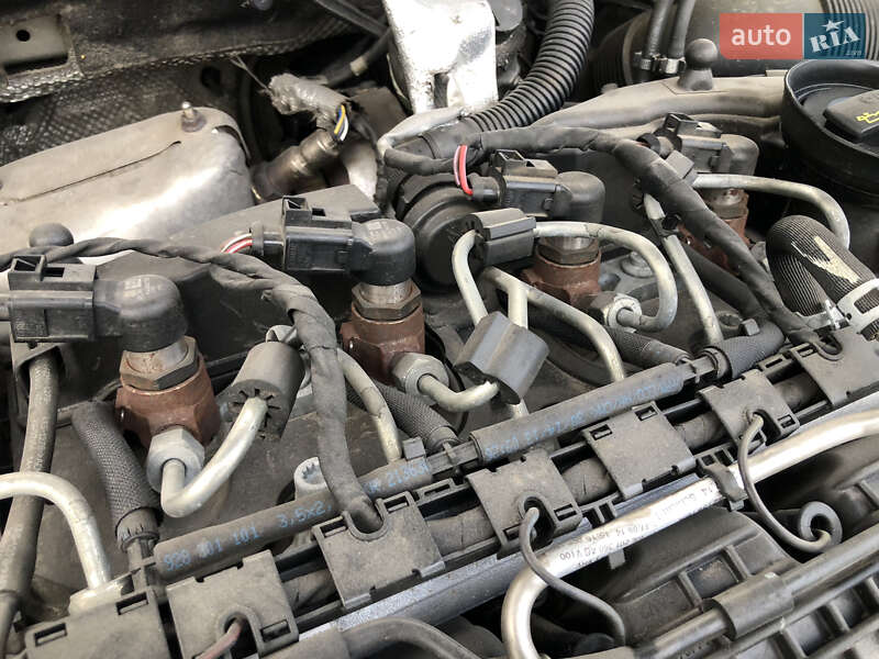 Универсал Volkswagen Passat 2014 в Золочеве