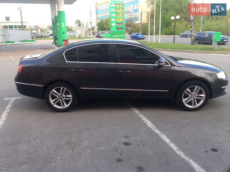 Седан Volkswagen Passat 2005 в Вінниці