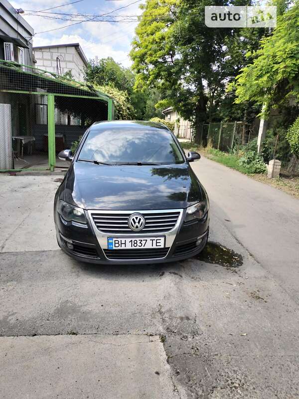 Седан Volkswagen Passat 2008 в Одессе