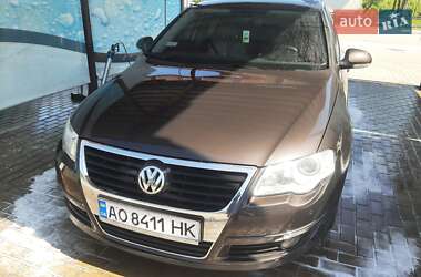 Седан Volkswagen Passat 2010 в Межгорье