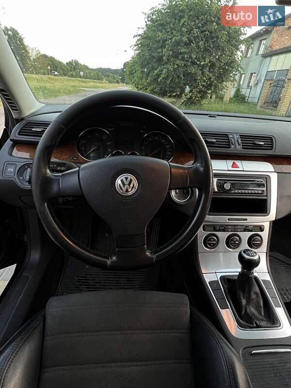 Седан Volkswagen Passat 2007 в Полтаві