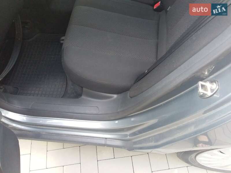 Універсал Volkswagen Passat 2007 в Сумах