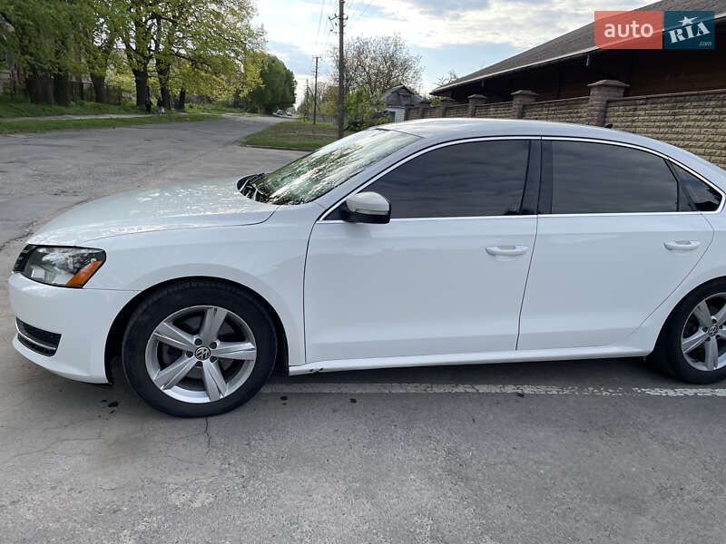 Седан Volkswagen Passat 2013 в Маньковке