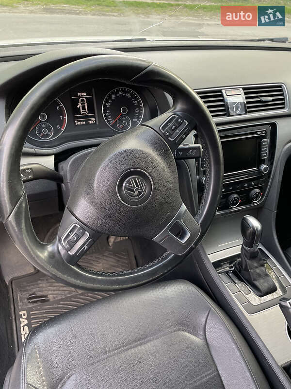 Седан Volkswagen Passat 2013 в Маньковке