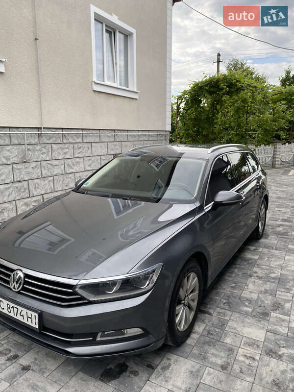 Универсал Volkswagen Passat 2015 в Каменке-Бугской